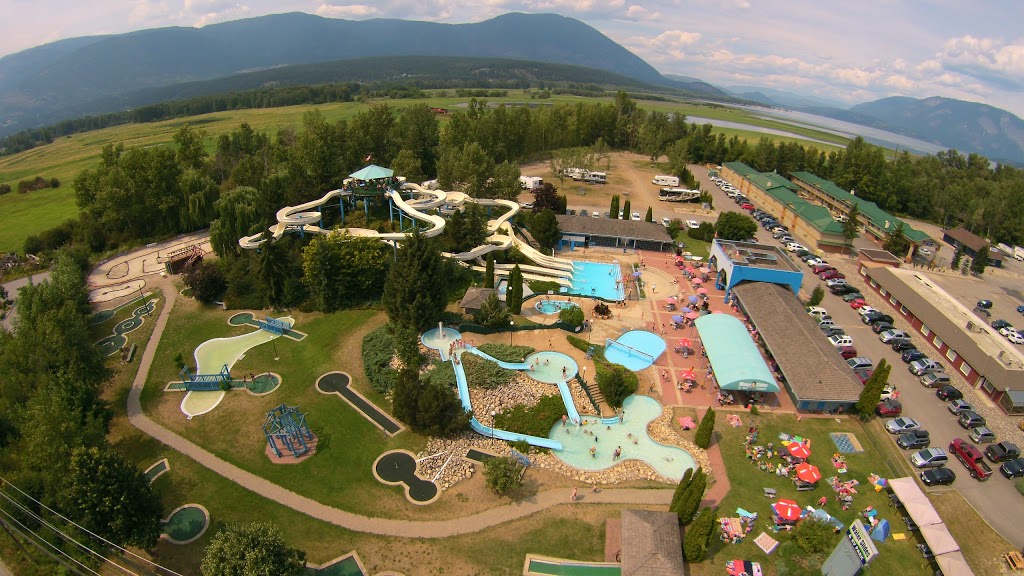 Salmon Arm Waterslides | 1155 Lakeshore Dr W, Salmon Arm, BC V1E 4A7, Canada | Phone: (250) 832-4386