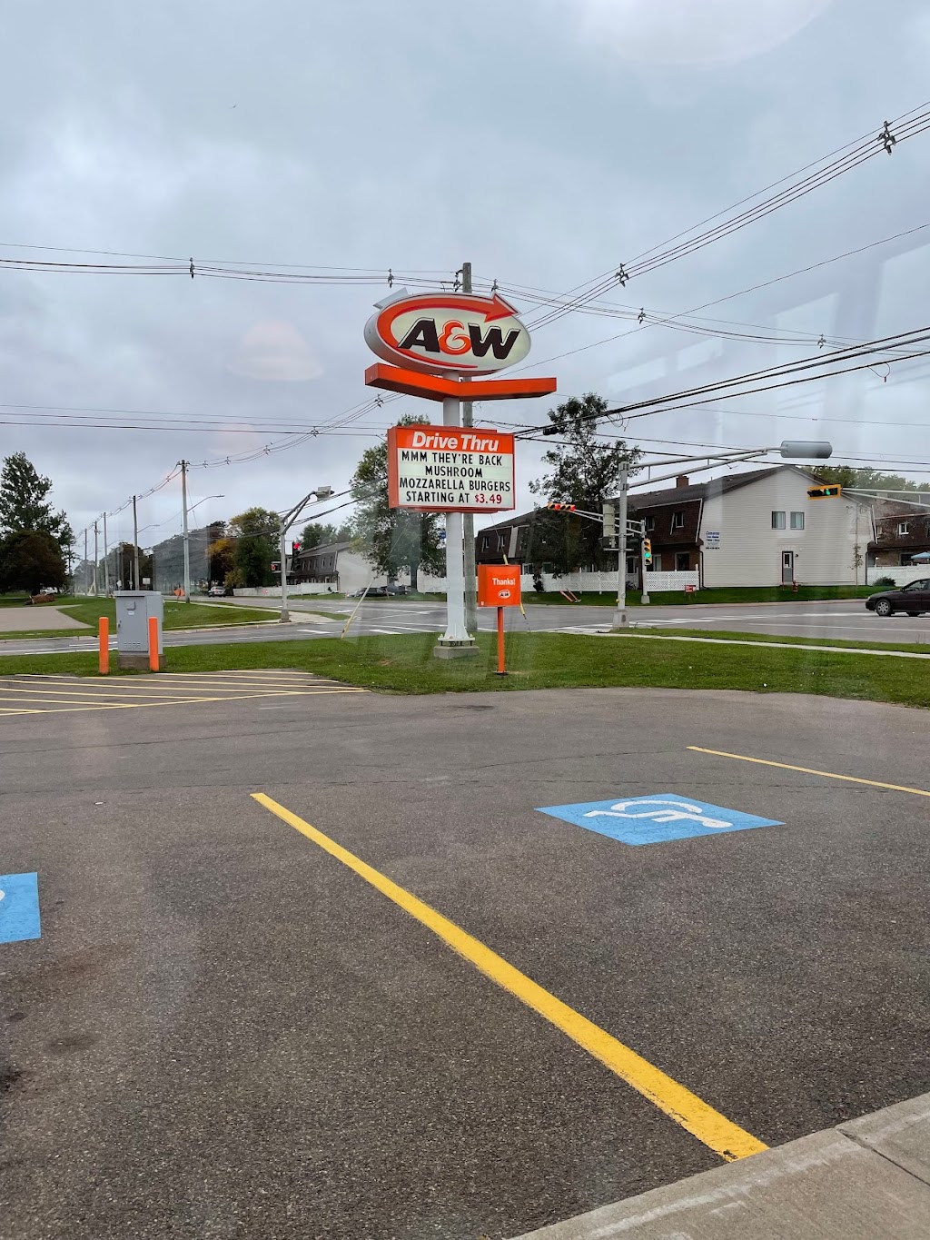 A&W Canada | 451 Granville St, Summerside, PE C1N 4P7, Canada | Phone: (902) 436-5114