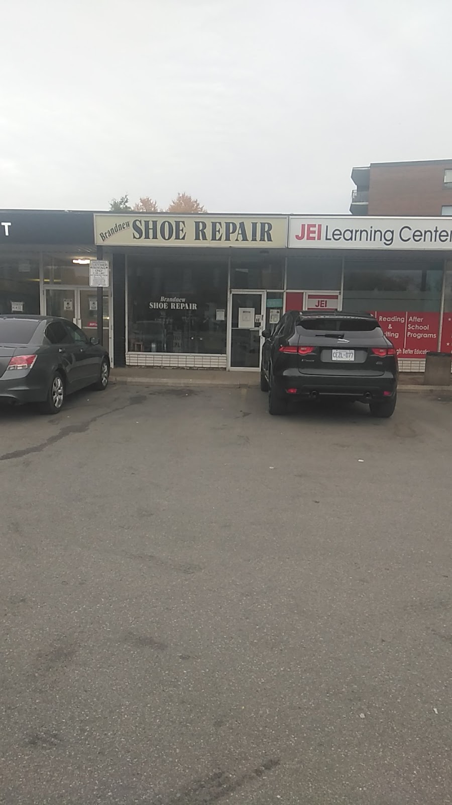 Brandnew Shoe Repair | 235 Dixon Rd, Etobicoke, ON M9P 2M5, Canada | Phone: (416) 245-0387