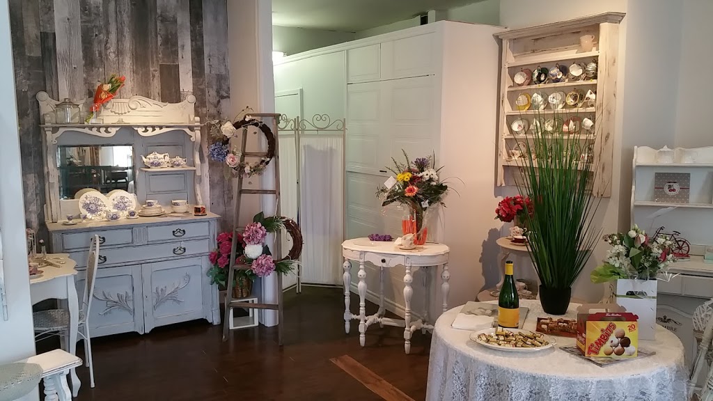 Bois et Dentelles | 2412 Avenue Bourgogne, Chambly, QC J3L 2A6, Canada | Phone: (514) 915-5022