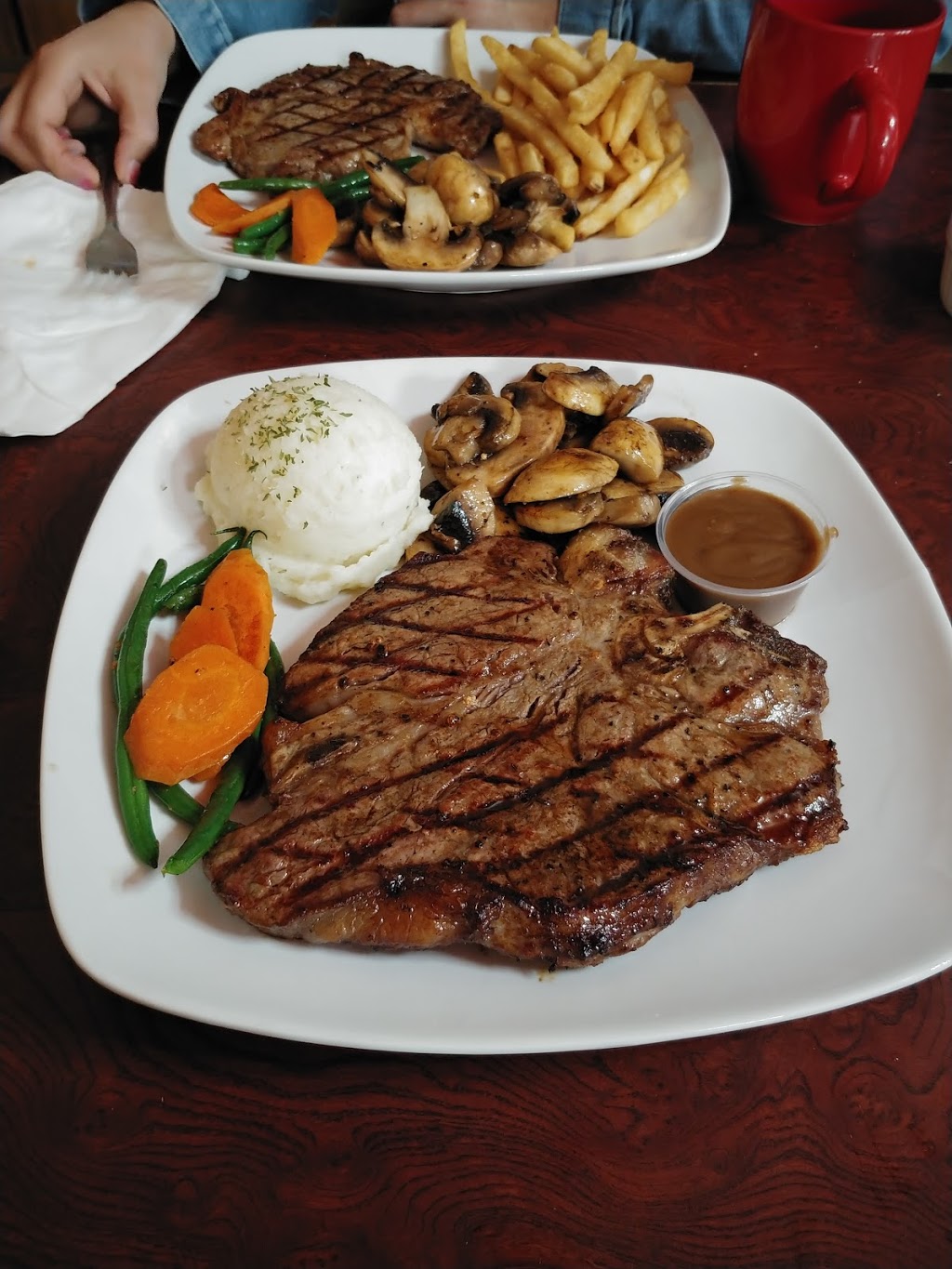 Silver Slate Steakhouse | Willow Creek No. 26, AB T0L 1V0, Canada | Phone: (403) 646-5933