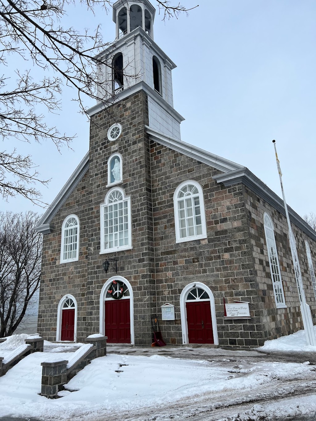 Church of Notre-Dame-du-Portage | 531 Rte du Fleuve, Notre-Dame-du-Portage, QC G0L 1Y0, Canada | Phone: (418) 862-2805 ext. 320