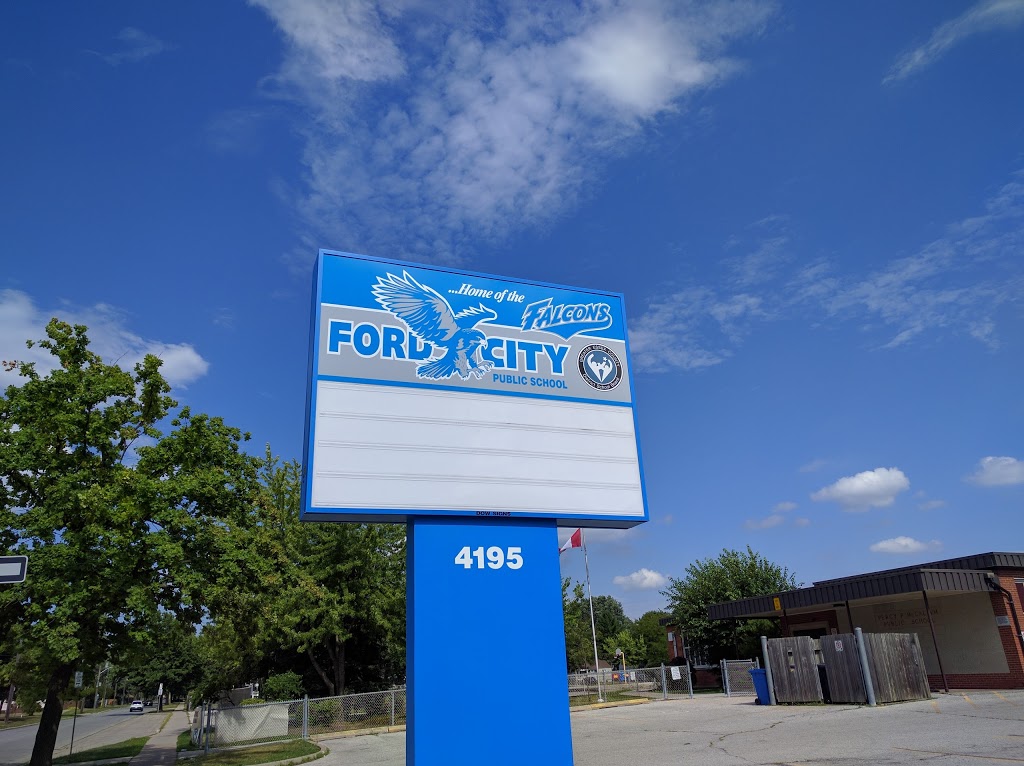 Ford City Public School | 4195 Milloy St, Windsor, ON N8W 4N1, Canada | Phone: (519) 944-6300