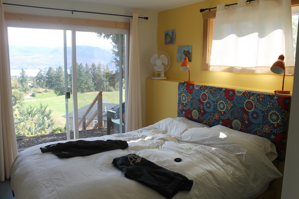 Monkeys B&B | 2741 Sugosa Pl, West Kelowna, BC V4T 2X3, Canada | Phone: (778) 363-6363