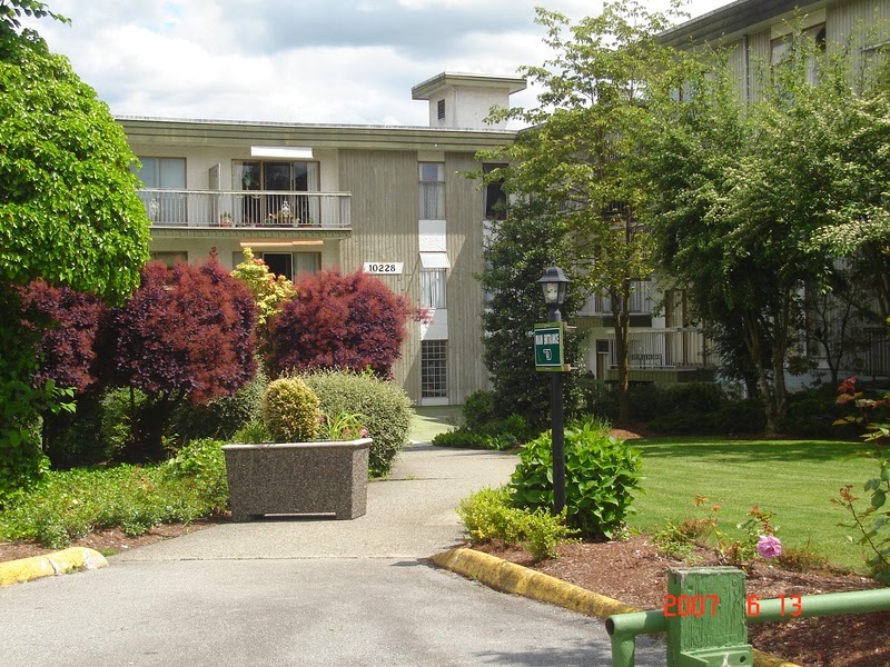 Shannon Gardens Apartments | 10228 148 St, Surrey, BC V3R 3X1, Canada | Phone: (604) 583-7973