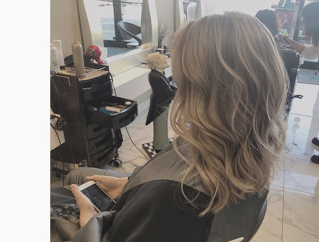 Beauty Core Hair Salon | 4215 Calgary Trail NW, Edmonton, AB T6J 5P4, Canada | Phone: (780) 756-0222