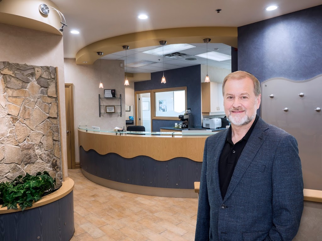 Rutherford Village Dental | 9200 Bathurst St Suite 31, Thornhill, ON L4J 8W1, Canada | Phone: (905) 731-8731