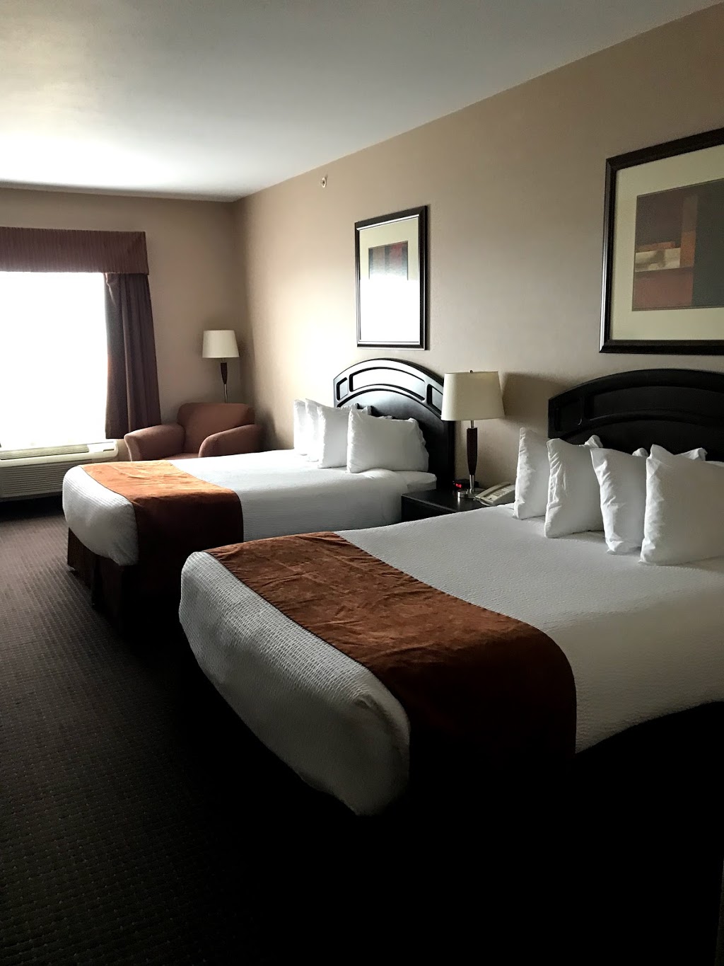 Days Inn Innisfail | 5010 40 Ave, Innisfail, AB T4G 1Z1, Canada | Phone: (403) 227-4405