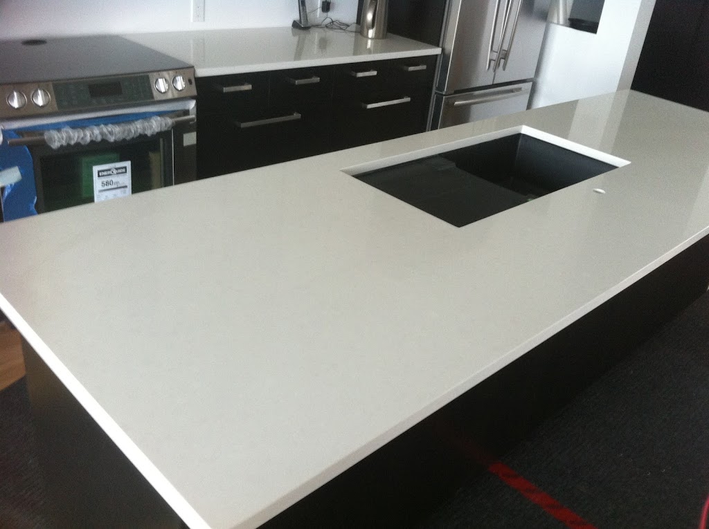 LY Granite | 393 Rue Norman, Lachine, QC H8R 1A3, Canada | Phone: (514) 827-2628