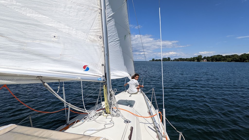 Sailing with Captain Tom | 419 Prinyers Cove Crescent, Prince Edward, ON K0K 2T0, Canada | Phone: (613) 968-2558