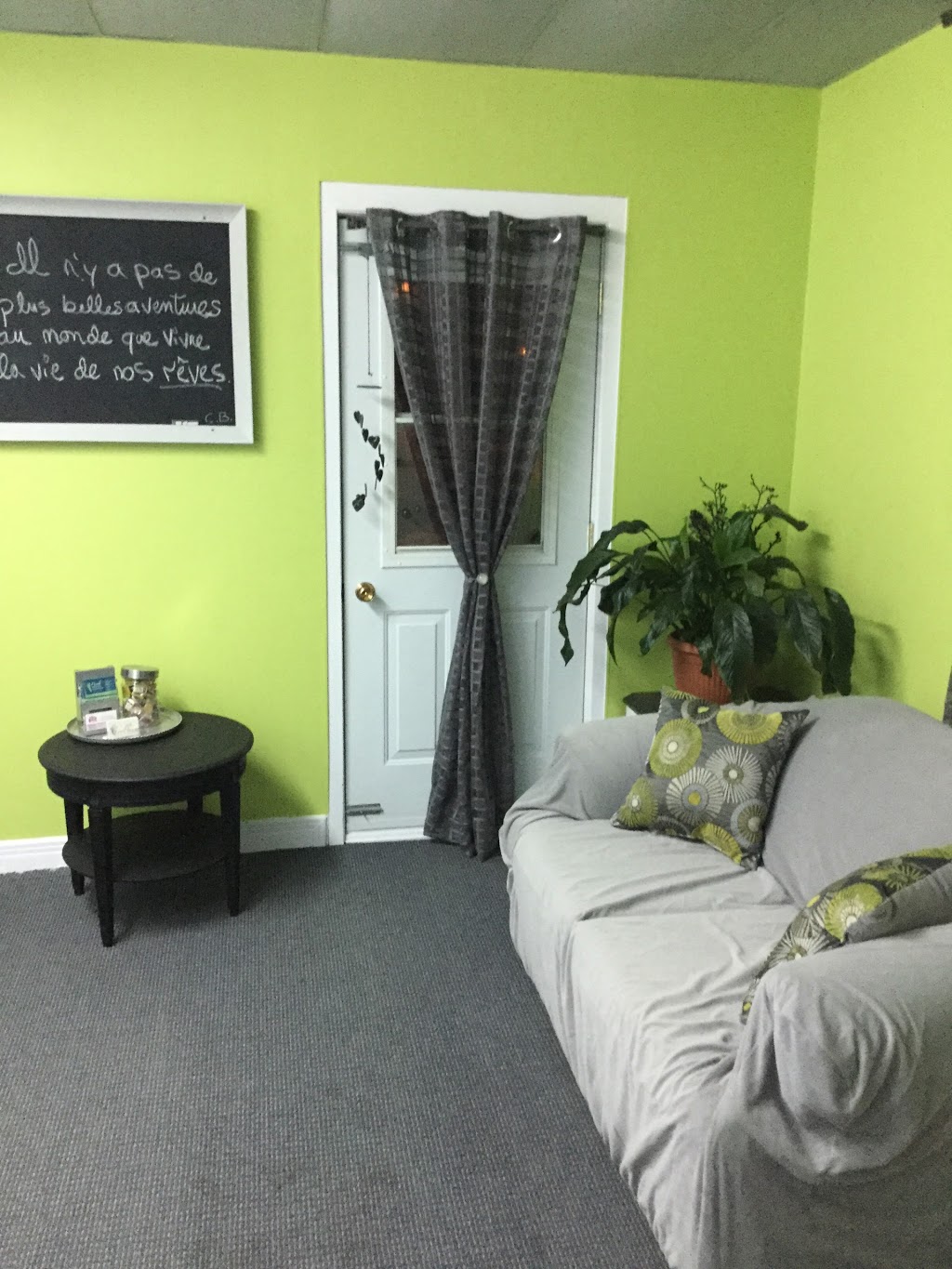 Carole Bonin podologue | 52 Rue Saint Laurent, Beauharnois, QC J6R 1V4, Canada | Phone: (514) 377-9419