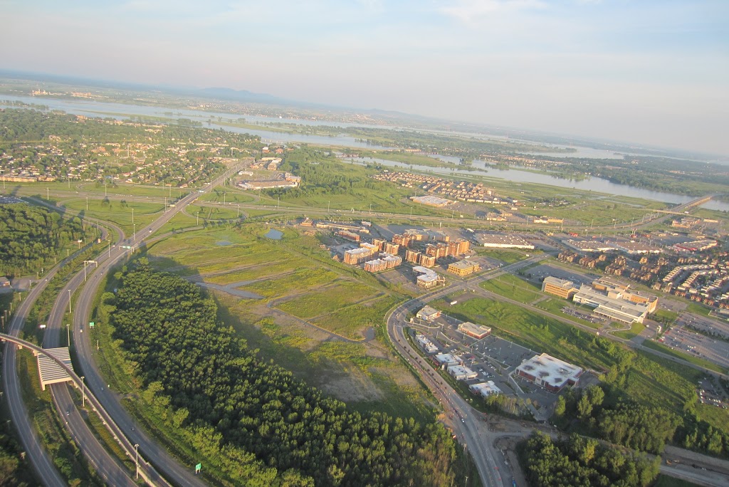 À Vol Doiseau École De Pilotage Et Tour Davion Autogire Et Ult | 200 Rue Georges, Terrebonne, QC J6V 1B8, Canada | Phone: (438) 829-3003