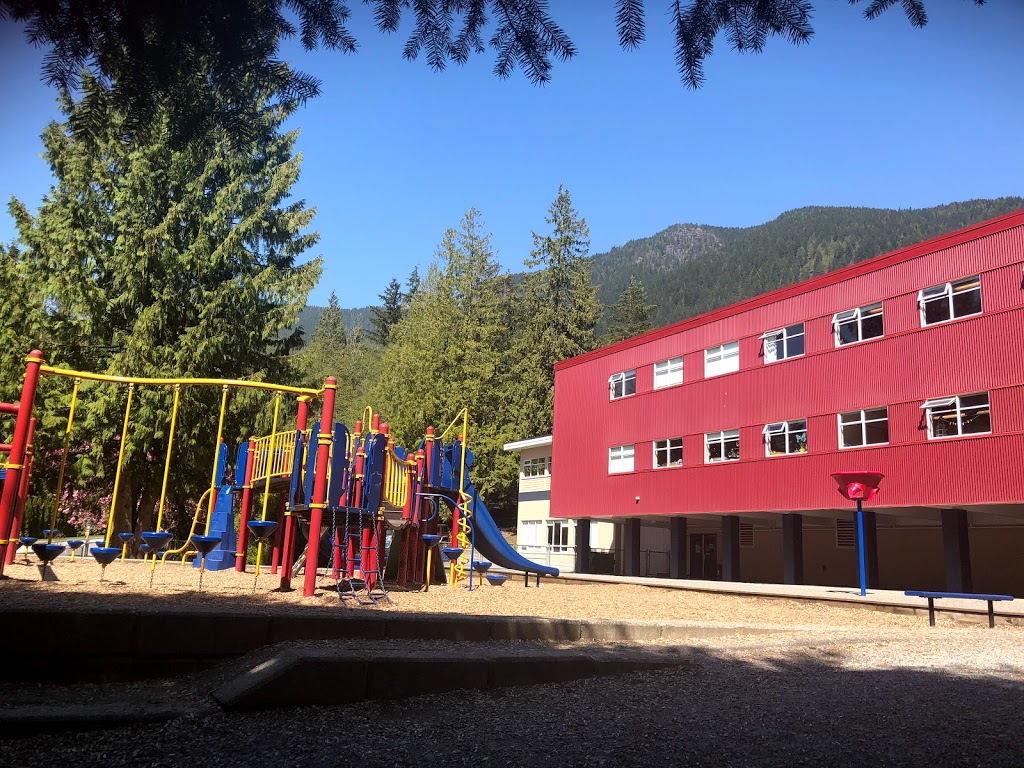 Montroyal Elementary School | 5310 Sonora Dr, North Vancouver, BC V7R 3V8, Canada | Phone: (604) 903-3650