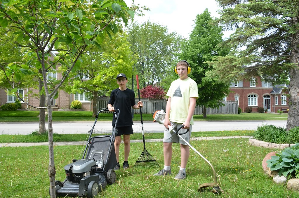 A&M Landscaping Ltd. | 410 Clearmeadow Blvd, Newmarket, ON L3X 2C7, Canada | Phone: (647) 673-1885