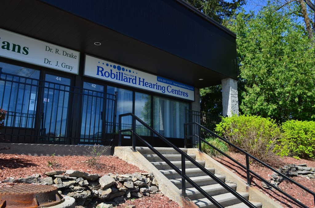 Robillard Hearing Centres | 42 Lansdowne Ave, Carleton Place, ON K7C 2T8, Canada | Phone: (613) 257-7117