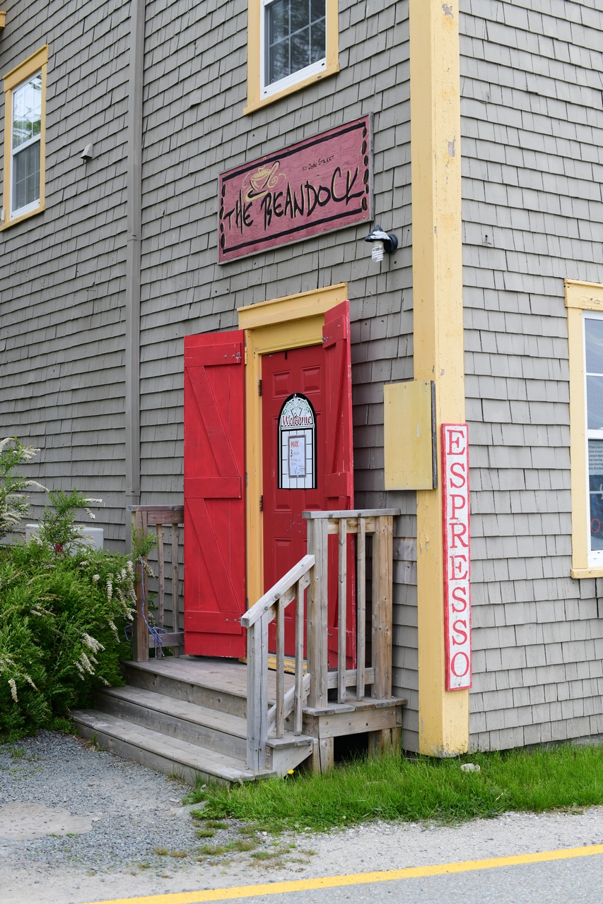 The Beandock Coffee & Collectibles | 10 John St, Shelburne, NS B0T 1W0, Canada | Phone: (902) 875-1302