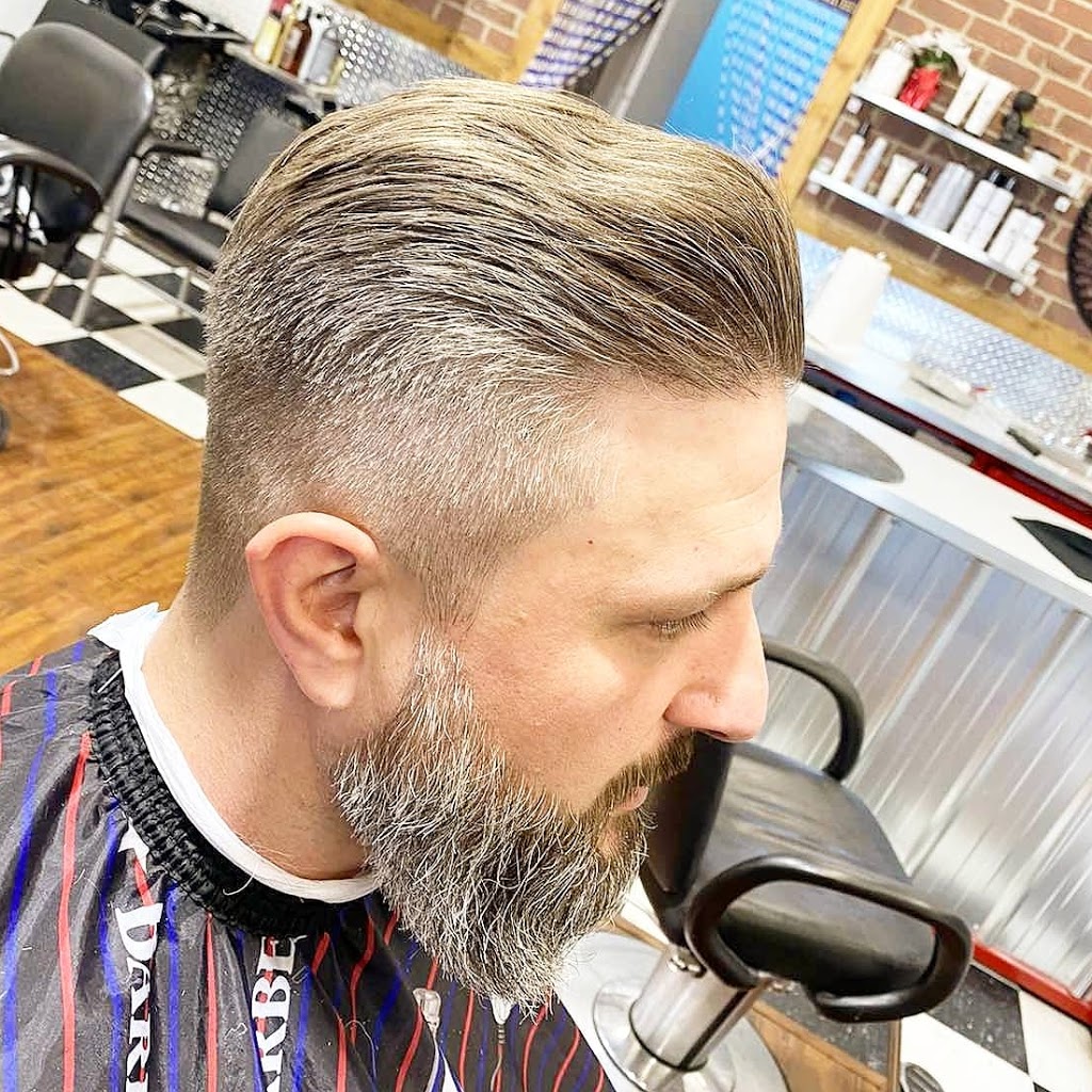 TOP 1 BARBER SHOP | 17700 56 Ave #112, Surrey, BC V3S 1C7, Canada | Phone: (778) 574-2624