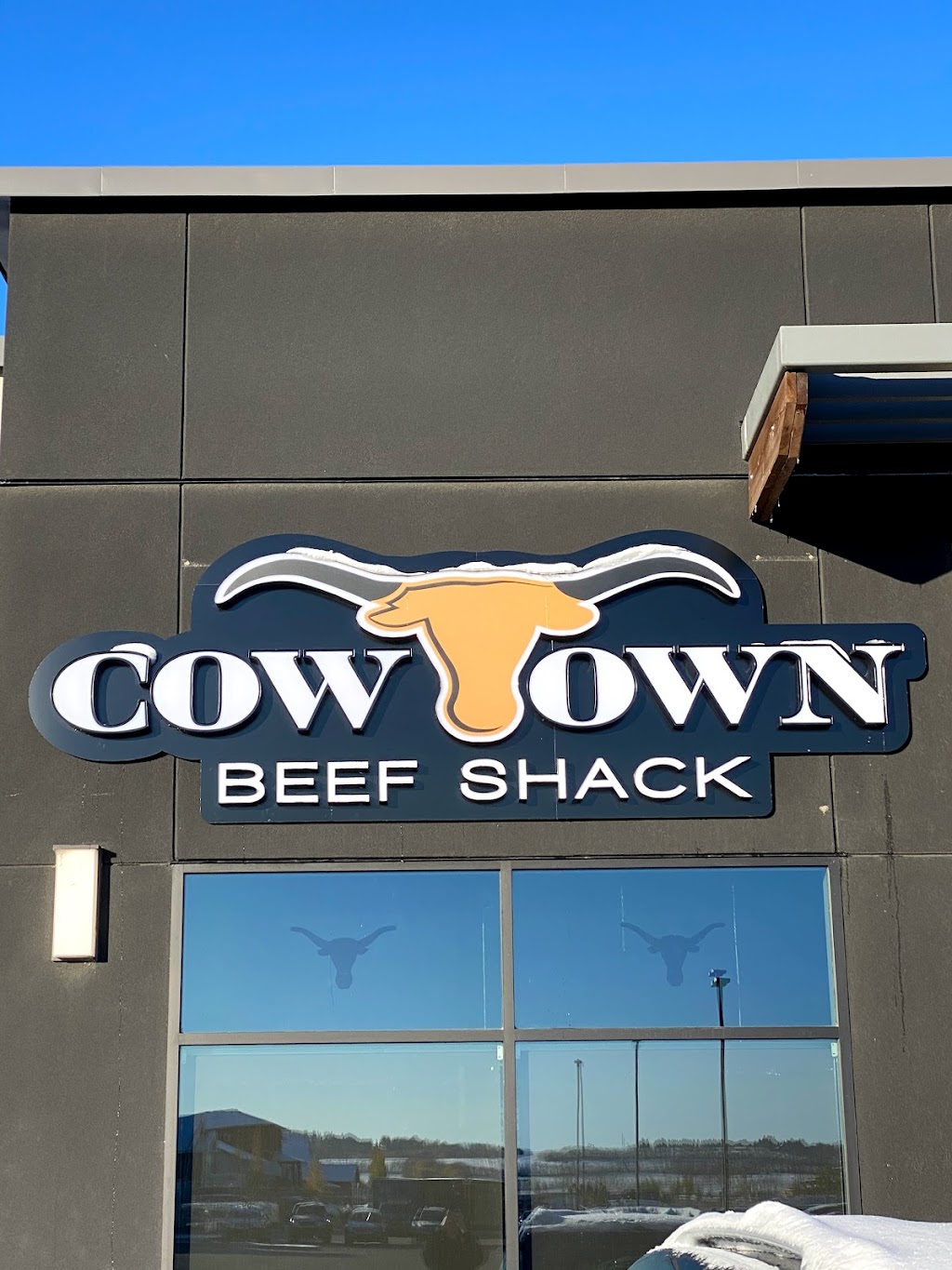 Cowtown Beef Shack, Red Deer | 499 Timberlands Dr #9105, Red Deer, AB T4P 0Z3, Canada | Phone: (403) 986-3444