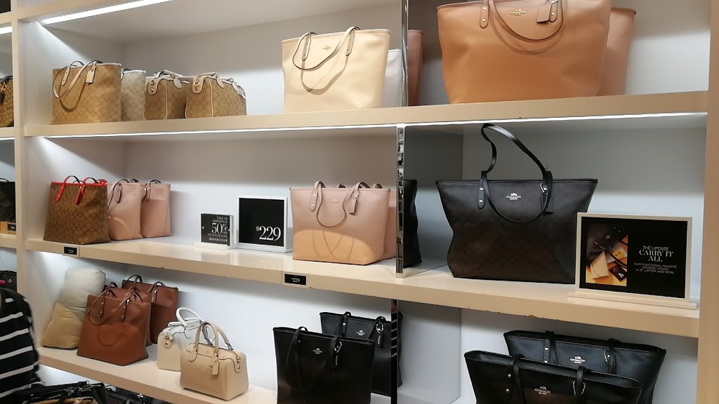 COACH Outlet | 300 Taylor Road Space #221, Niagara-on-the-Lake, ON L0S 1J0, Canada | Phone: (905) 682-5067