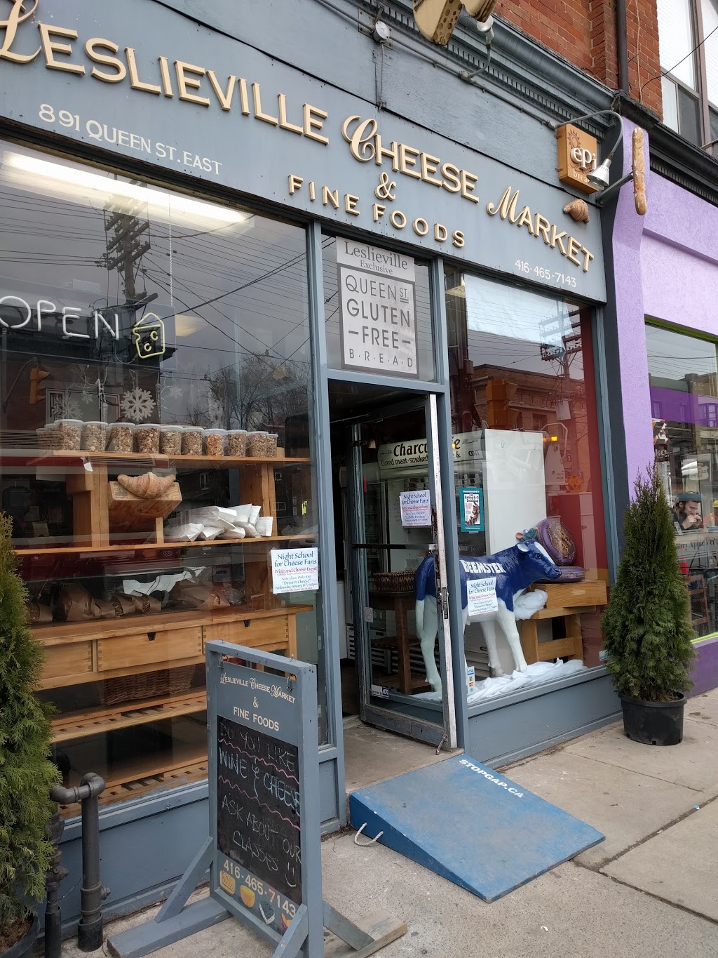 Leslieville Cheese Market Inc | 891 Queen St E, Toronto, ON M4M 1J4, Canada | Phone: (416) 465-7143