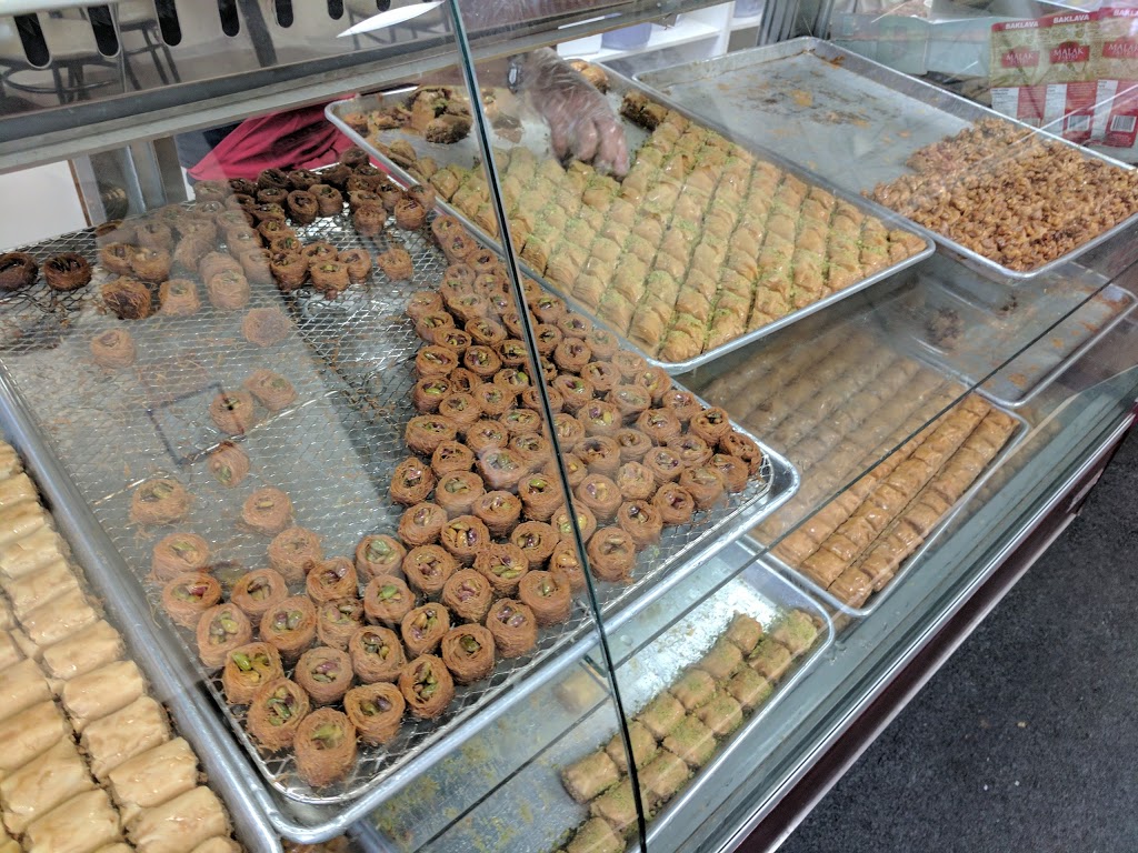 Malak Pastry | 1216 Bank St, Ottawa, ON K1S 3Y2, Canada | Phone: (613) 526-2002