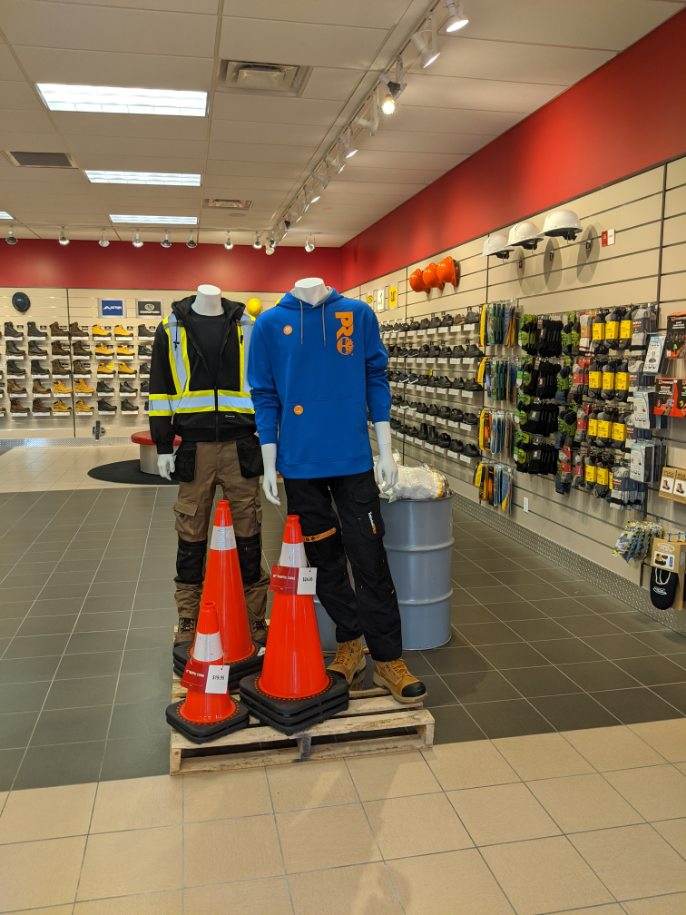 Mister Safety Shoes Inc | 18265 Yonge St Unit #1, East Gwillimbury, ON L9N 0A2, Canada | Phone: (905) 830-5000