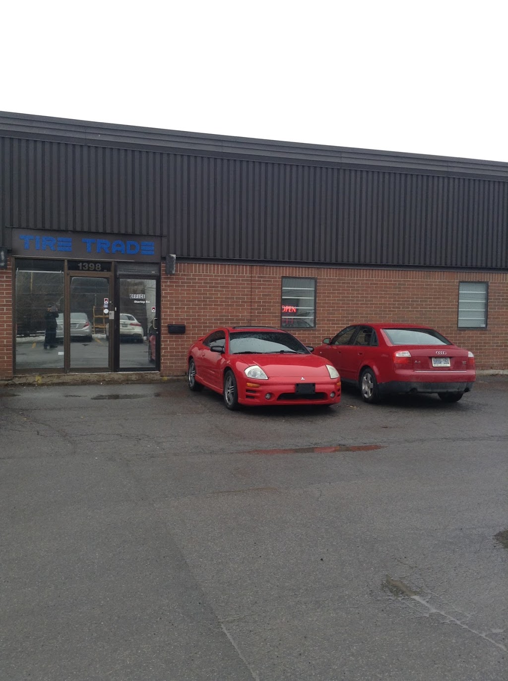 Tire Trade | 1398 Star Top Rd, Gloucester, ON K1B 3L9, Canada | Phone: (613) 749-0088