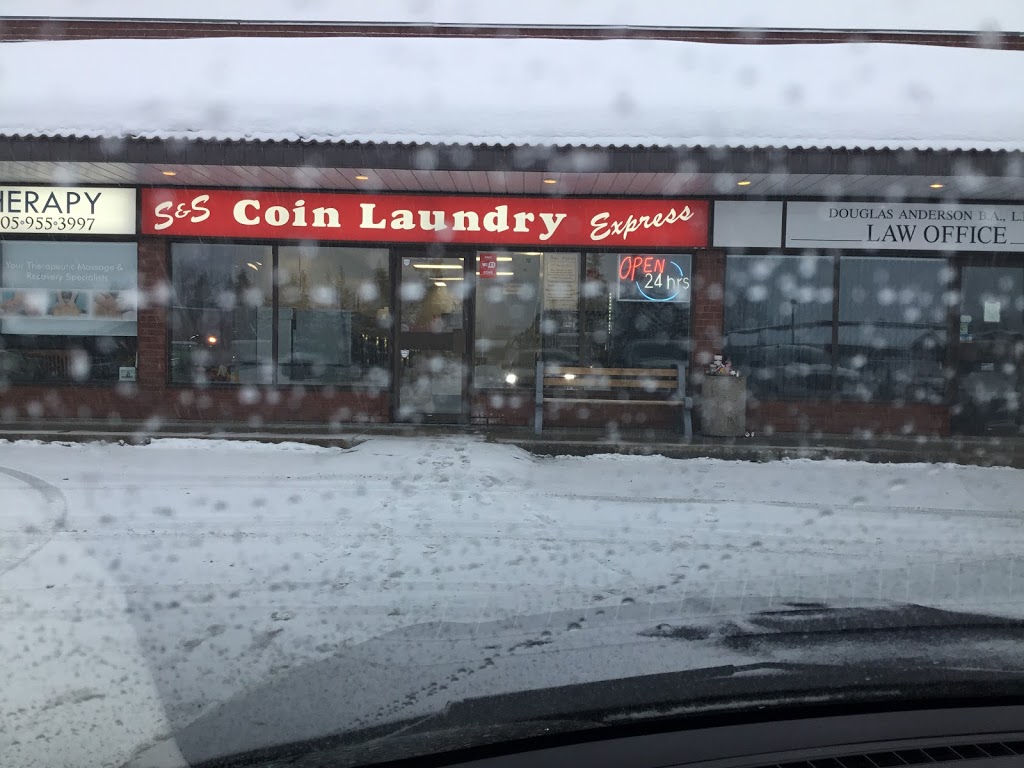 S & S Coin Laundry Express | 190 Memorial Ave, Orillia, ON L3V 5X6, Canada | Phone: (705) 326-2462