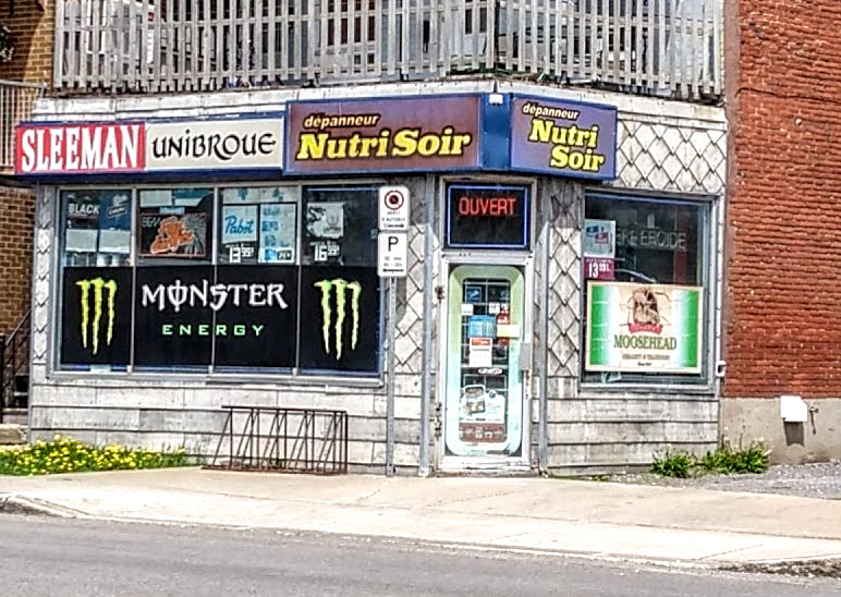 Nutri Soir convenience store | 444 1re Ave, Québec, QC G1L 3J8, Canada | Phone: (418) 529-8888