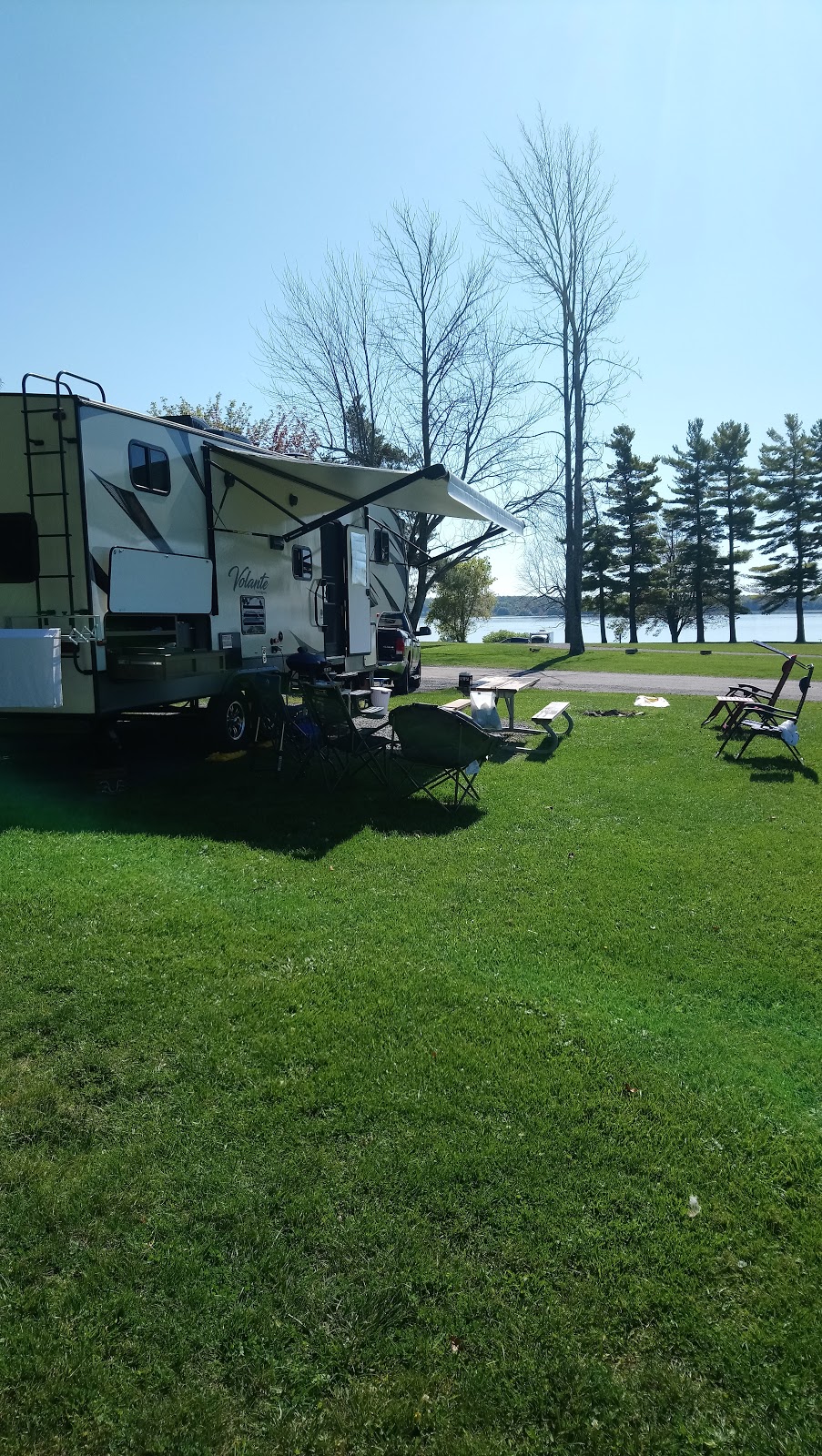 Farran Park Campground & Day-Use | 14704 Stormont, Dundas and Glengarry County Road 2, Ingleside, ON K0C 1M0, Canada | Phone: (800) 437-2233