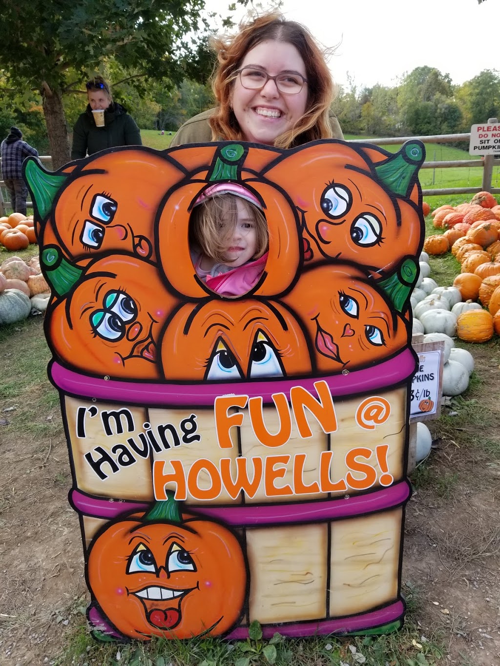 Howell Family Pumpkin Farm | 2878 Holland Rd, Fonthill, ON L0S 1E6, Canada | Phone: (905) 892-3918