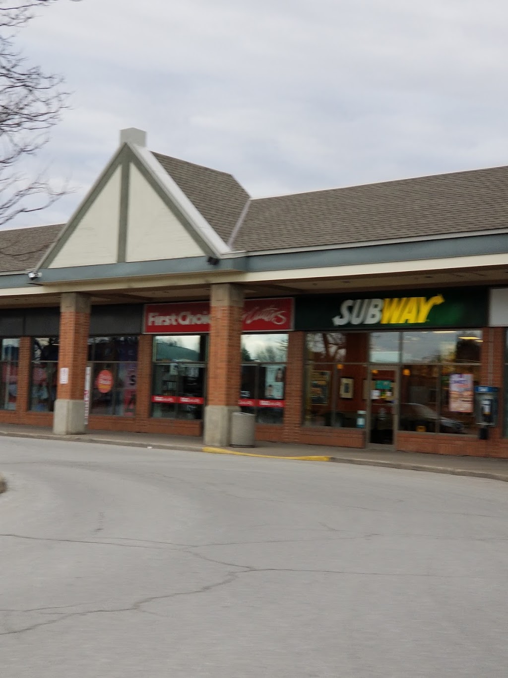 Subway | 36 Young St Alliston Mills East Shopping Centre Unit # R02B, Alliston, ON L9R 1P8, Canada | Phone: (705) 435-7000