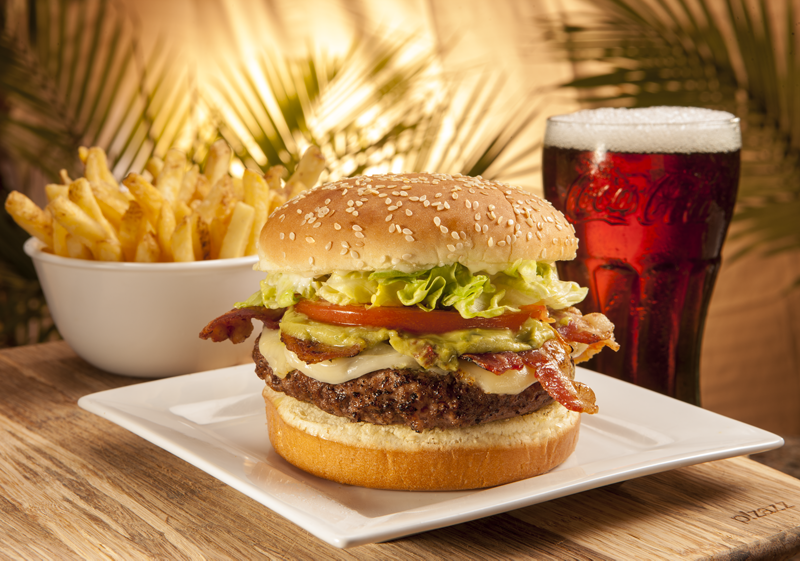 Fatburger | 10 McKenney Ave, St. Albert, AB T8N 5S8, Canada | Phone: (780) 569-5425