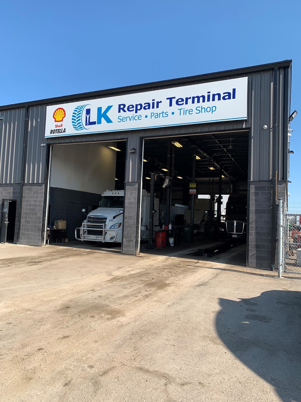 LK REPAIR TERMINAL | 181 Trade Valley Dr, Woodbridge, ON L4H 3N6, Canada | Phone: (905) 453-5582