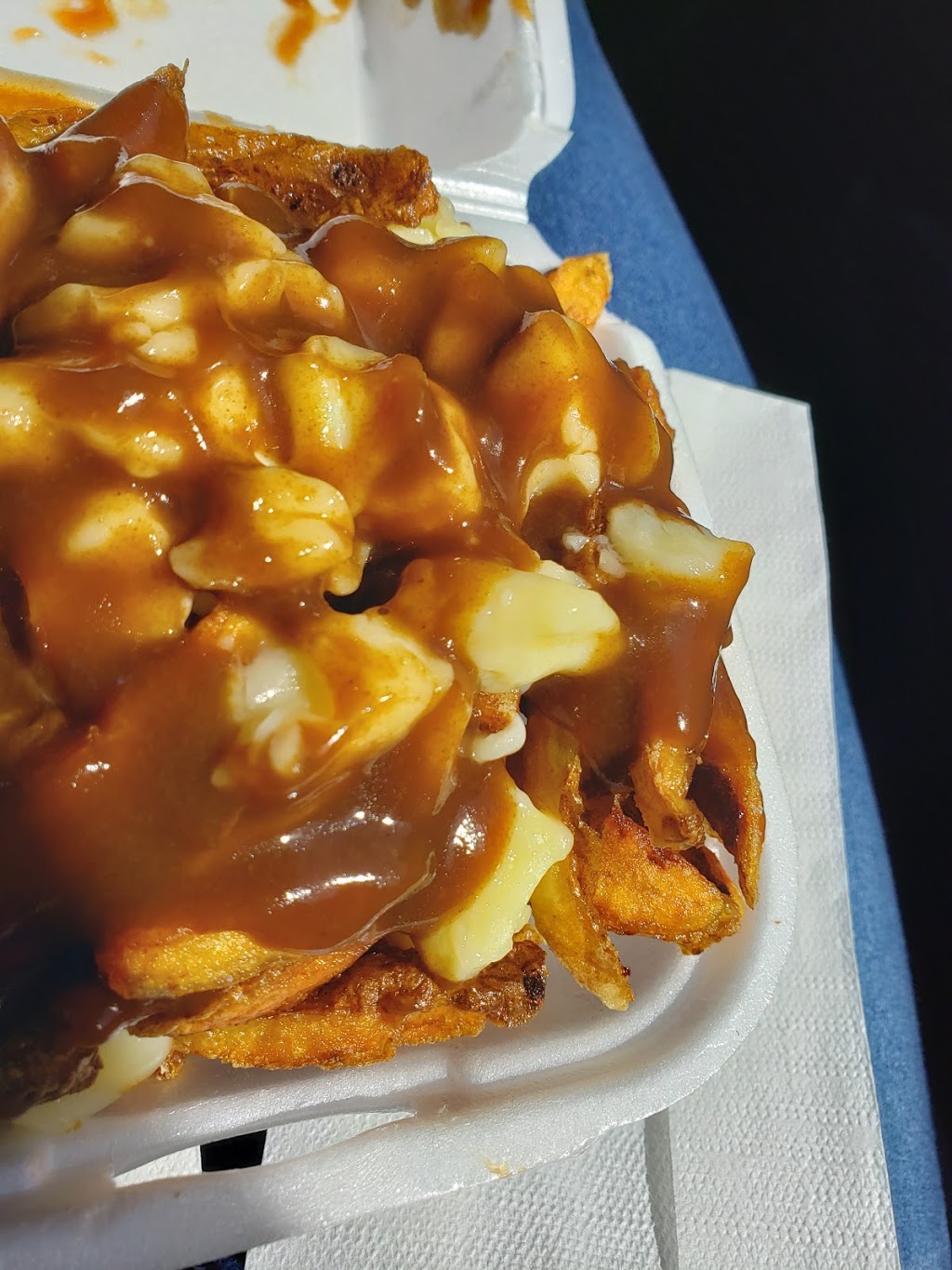 Hanks Fries | 156 Lombard St, Smiths Falls, ON K7A 5B8, Canada | Phone: (613) 283-9010