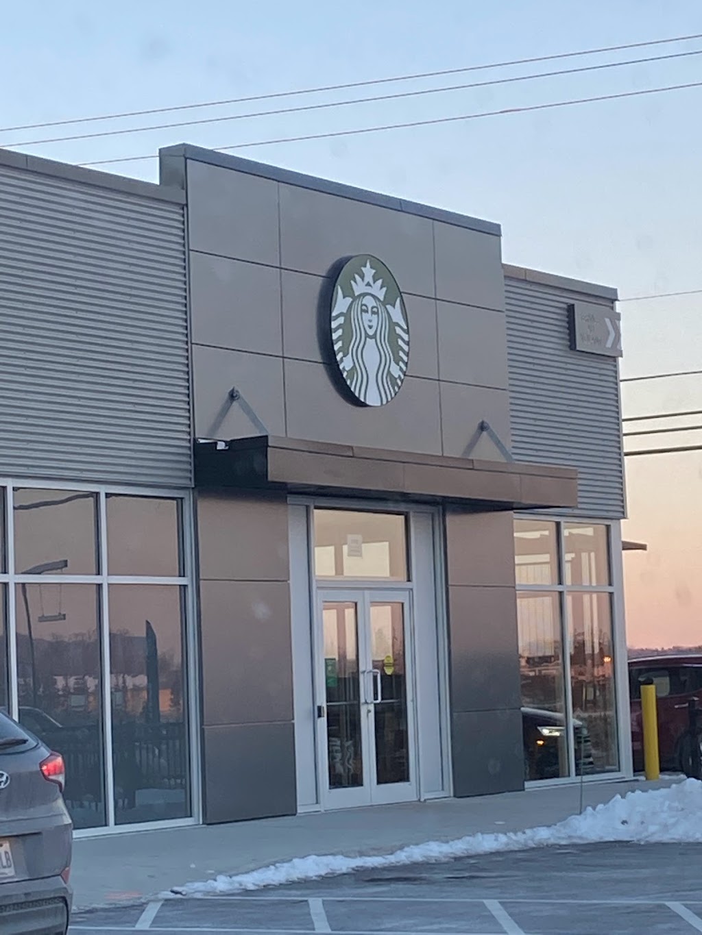 Starbucks | F, 2355 Chem. de Chambly 112 Batiment, Carignan, QC J3L 4N4, Canada | Phone: (514) 245-4093