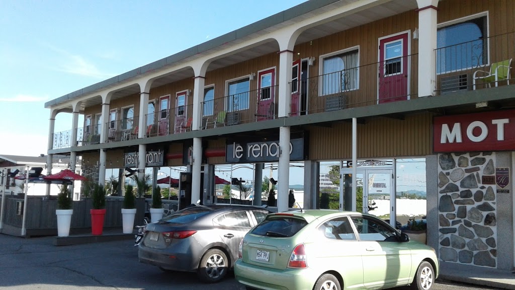 Restaurant Le Renato | 3423 Rue Laval, Lac-Mégantic, QC G6B 1A5, Canada | Phone: (819) 583-5585