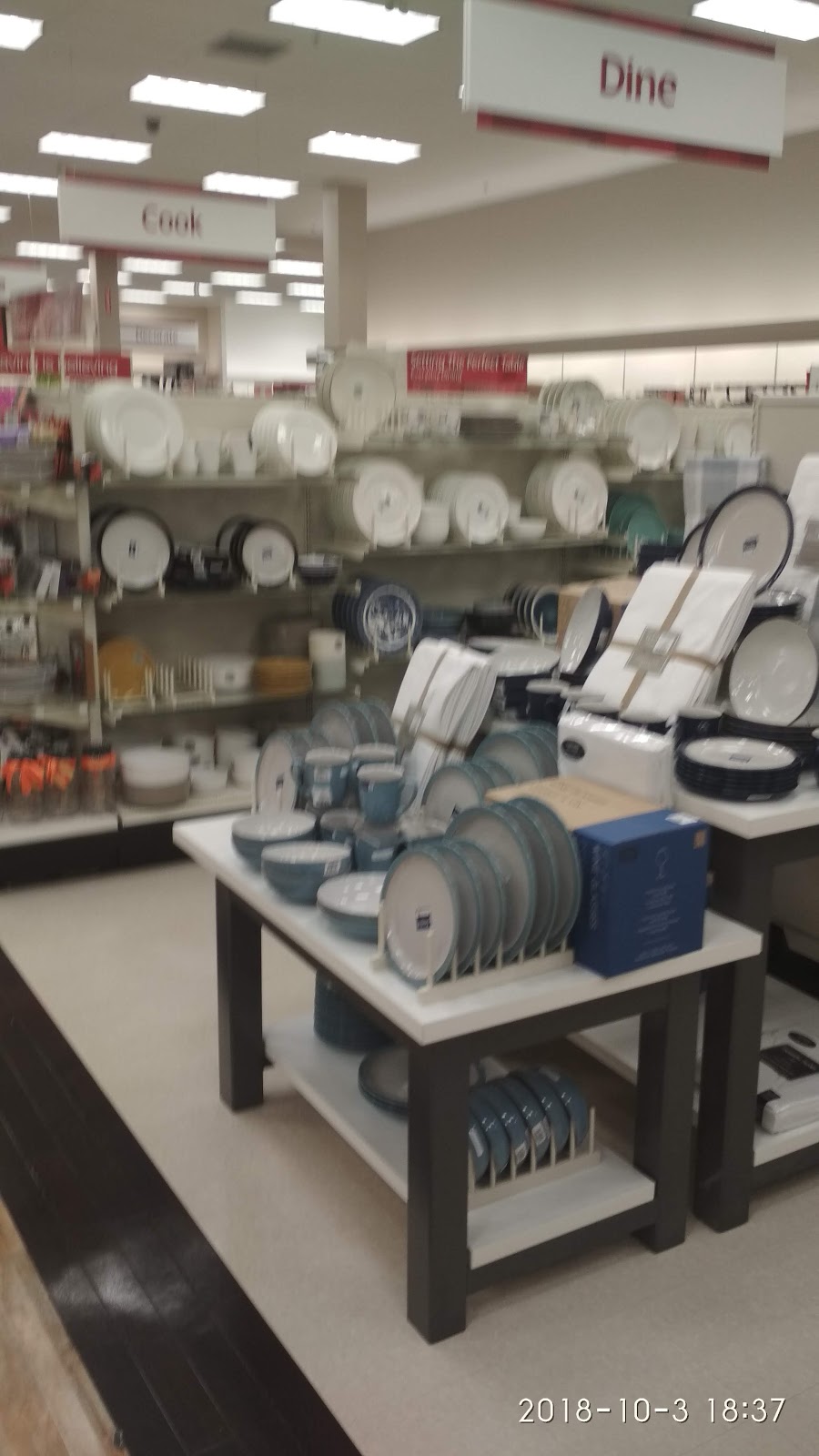 Marshalls/HomeSense | 1006 Rte 37, Winnipeg, MB R2C 4M4, Canada