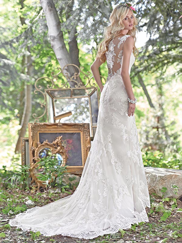 Superior Bridal Couture | 7703 Kennedy Rd, Markham, ON L3R 0L7, Canada | Phone: (905) 477-1540