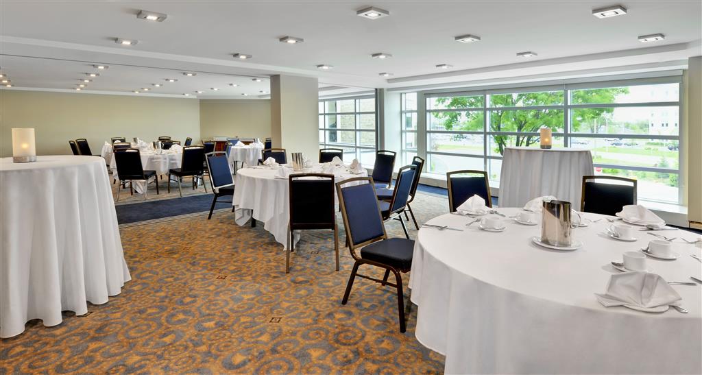 Sheraton Montreal Airport Hotel | 555 Boulevard McMillan, Montréal, QC H9P 1B7, Canada | Phone: (514) 631-2411