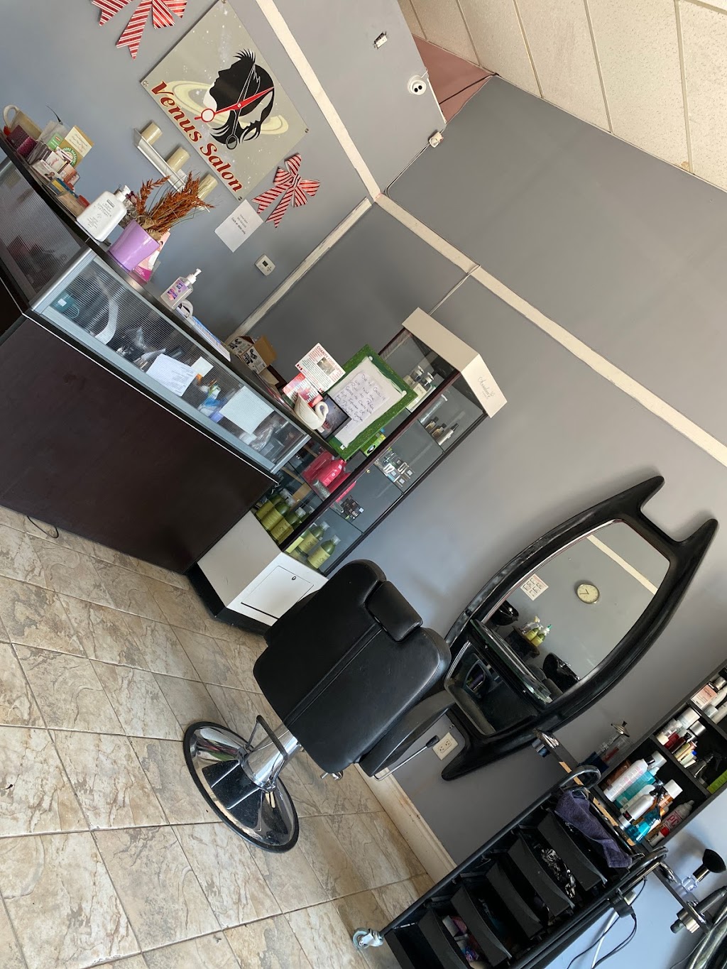 Venus Salon | 4025 Brandon Gate Dr, Mississauga, ON L4T 3Z9, Canada | Phone: (905) 956-6200