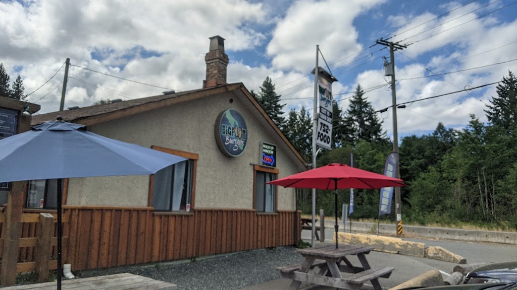 Bigfoot Burgers | 3680 Alberni Hwy, Qualicum Beach, BC V9K 1V5, Canada | Phone: (250) 752-3663