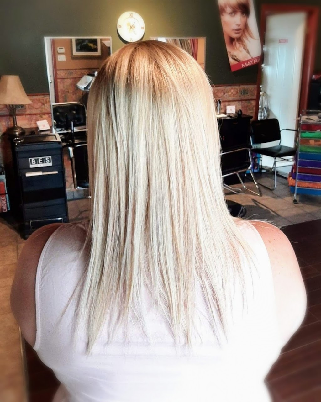 LArt de la coiffure | 300 Rue Benoît, Saint-Amable, QC J0L 1N0, Canada | Phone: (450) 733-3300