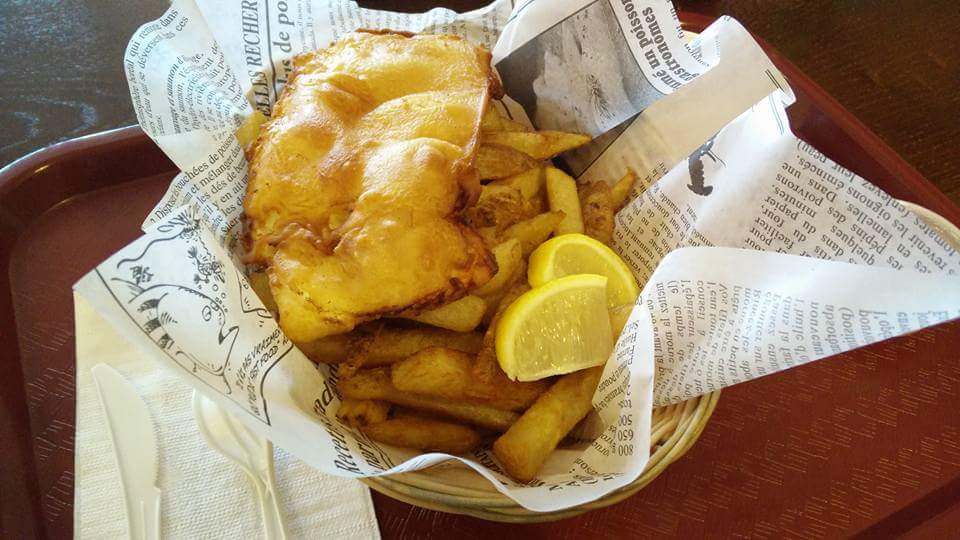 Js Fish & Chips | 17205 Leslie St #2, Newmarket, ON L3Y 8Y8, Canada | Phone: (905) 235-2600