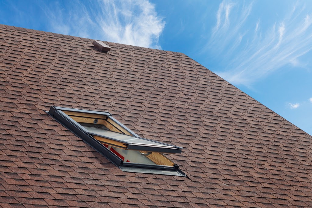 Irvine Roofing And Siding - Roofing Contractor | 284 Mill St, Kitchener, ON N2M 3R5, Canada | Phone: (519) 571-3260