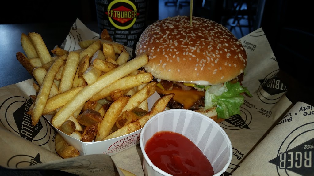 Fatburger | 201 Southridge Dr, Okotoks, AB T1S 2E1, Canada | Phone: (403) 995-1149