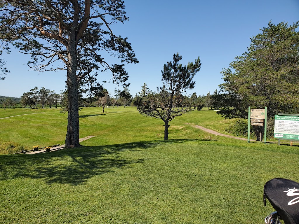 Sackville Golf & Country Club | 42 Fairfield Rd, Sackville, NB E4L 2X8, Canada | Phone: (506) 536-3437