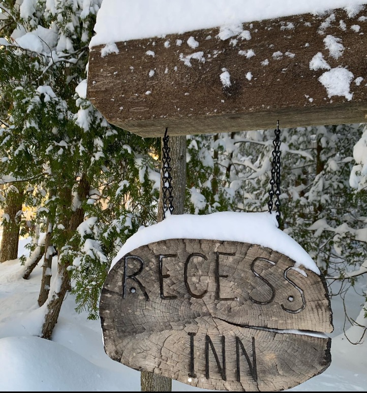 Recess Inn | 57 Watson Rd, South Bruce Peninsula, ON N0H 2T0, Canada | Phone: (519) 871-0148