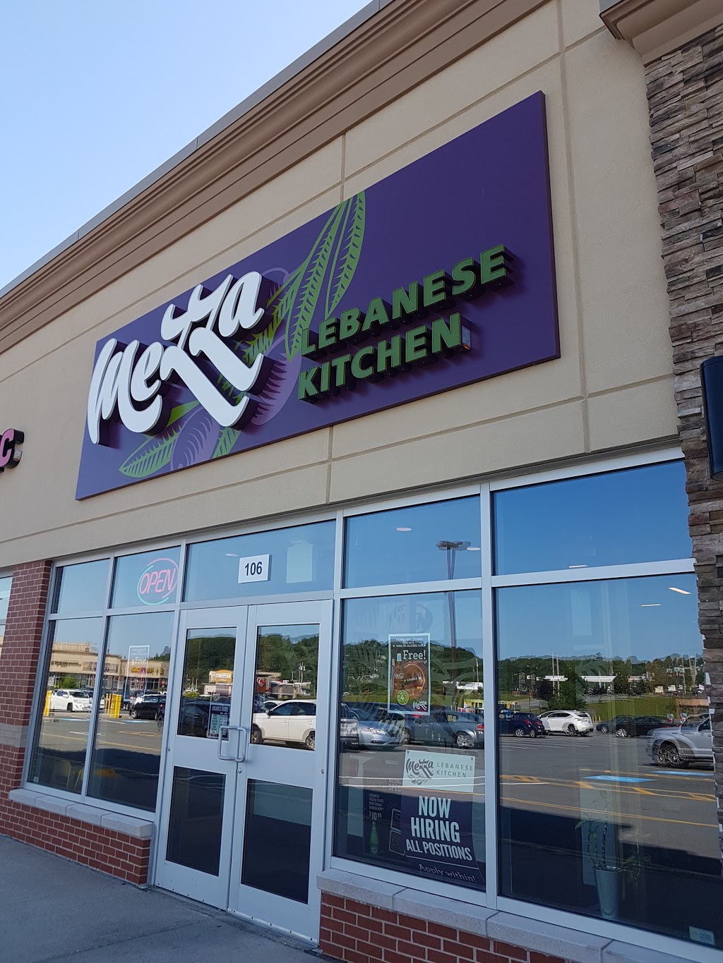 Mezza Lebanese Kitchen | 752 Sackville Dr, Lower Sackville, NS B4E 1R7, Canada | Phone: (902) 429-2929