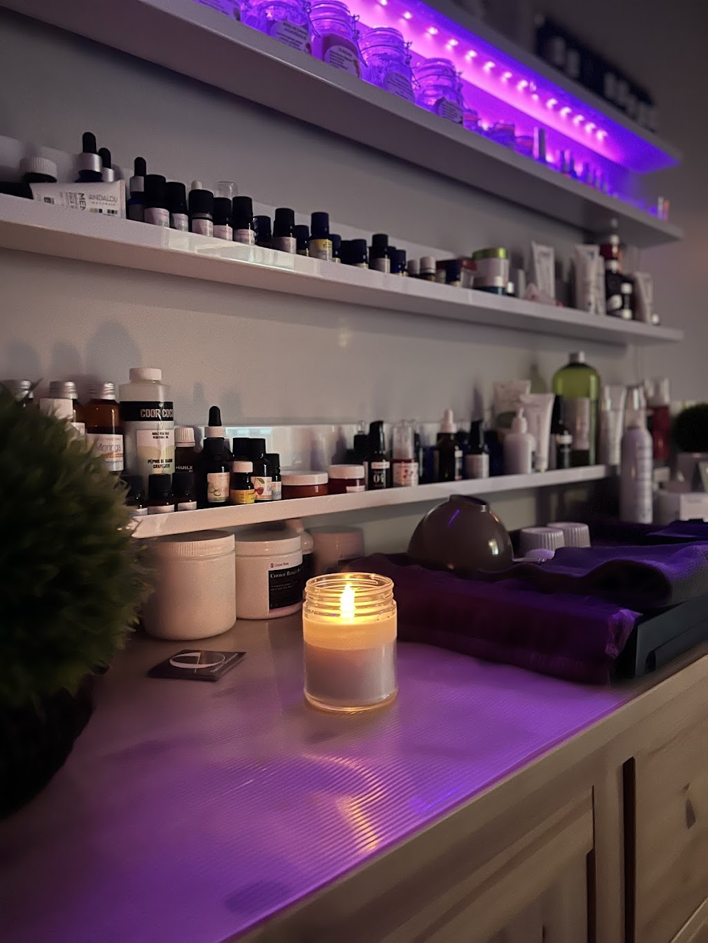 Moment Pure Beauté | 197 Rue des Commissaires, Granby, QC J2H 3H5, Canada | Phone: (450) 578-4423